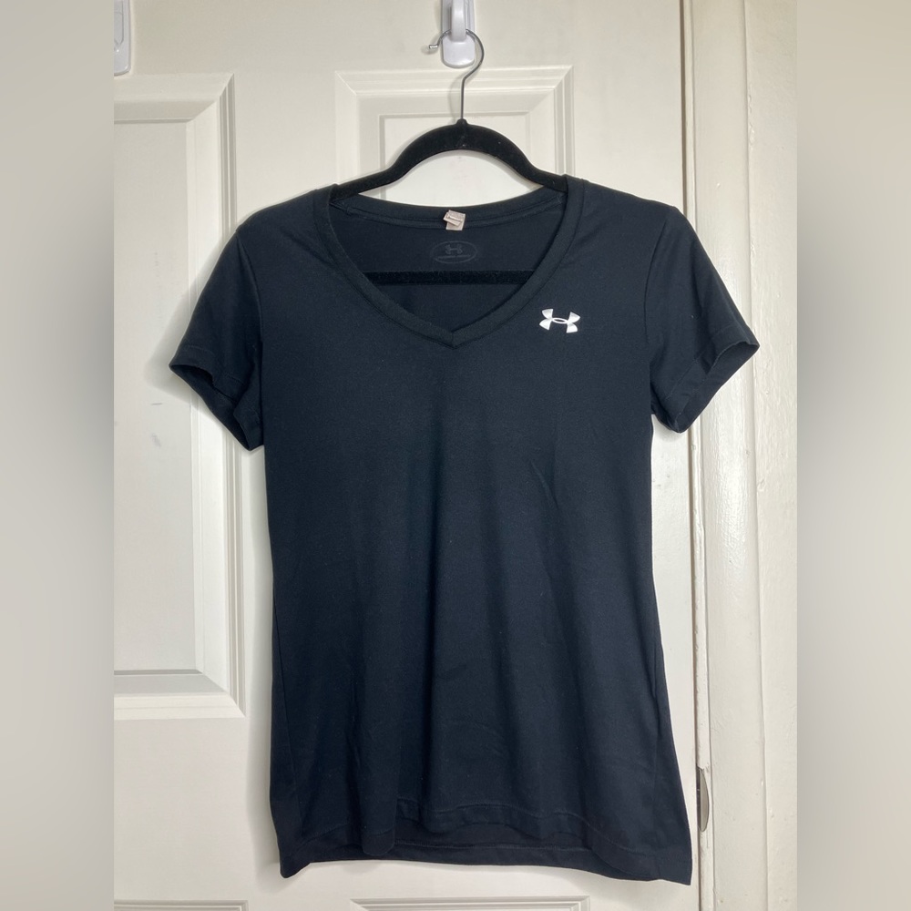 Under Armour Black Athletic Shirt (XS)